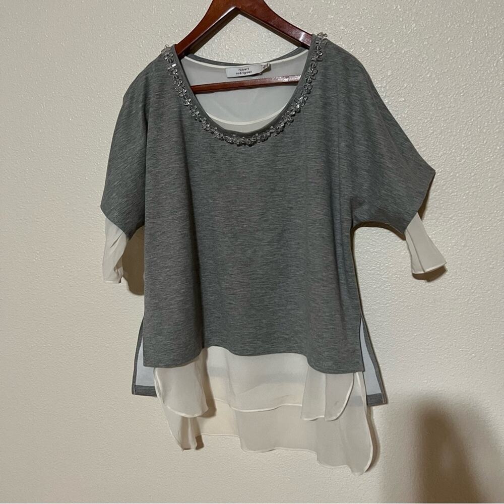 Robert Rodriguez gray silk jeweled neckline boxy blouse small